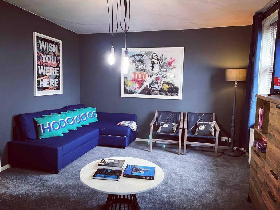 Chester/Handbridge Sleeps 9 + Netflix Hough Green Exterior photo